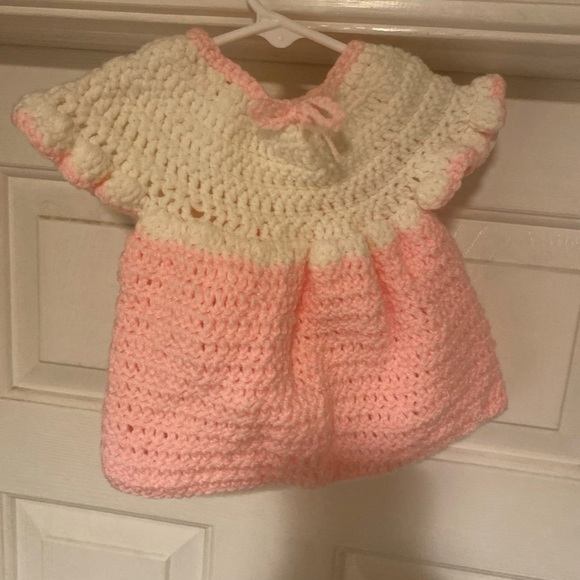 Hand Made Newborn Pink/White Crochet Dress - Picture 1 of 2